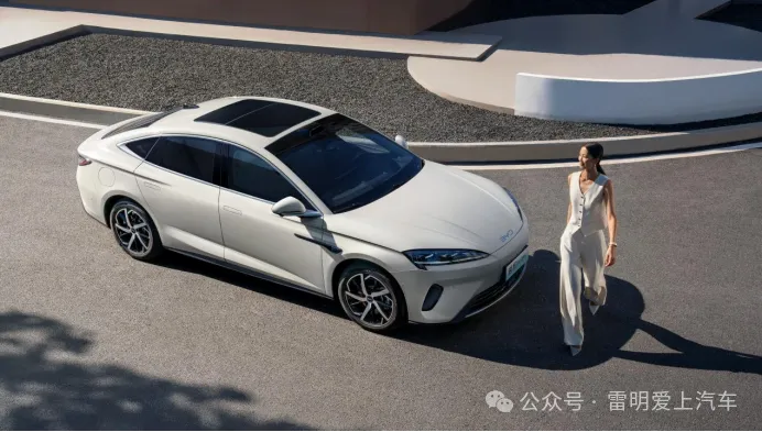 比亚迪2026款海豹07DM-i上市，售价14.98-18.68万元，重塑中大型轿车新标杆