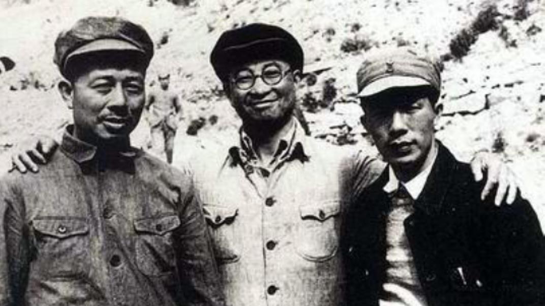 黄埔峥嵘岁月：少年将军的抉择