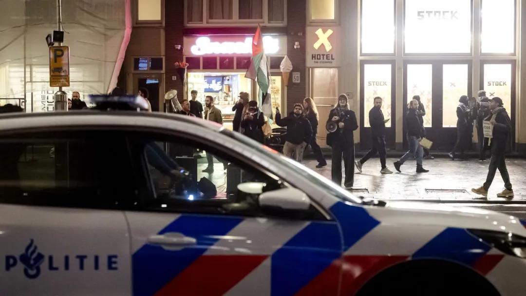 荷兰PVV领导人冲破死亡威胁重返选战！将携终极安保亮相周五直播