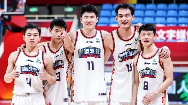 分道扬镳！CBA新赛季首位下课主帅出炉，44岁最佳教练或接替