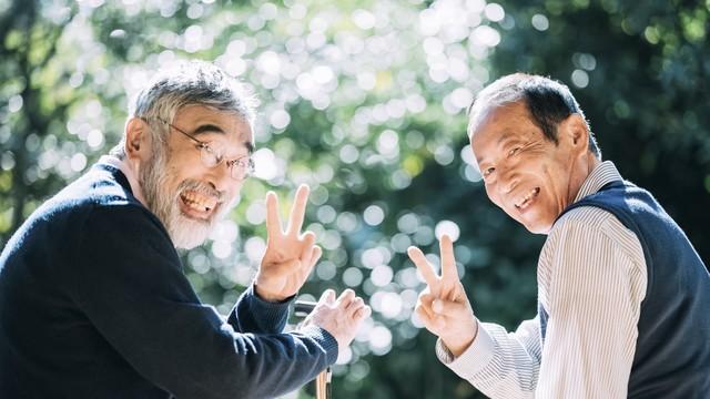 从呛脑门到满口香，爷爷的老酒教会我的事