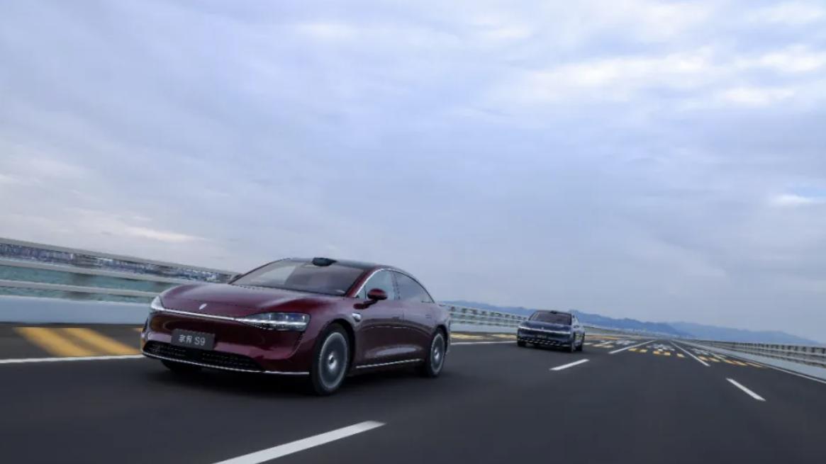 旗舰轿车，要如何才能称得上「科技豪华实力派」？