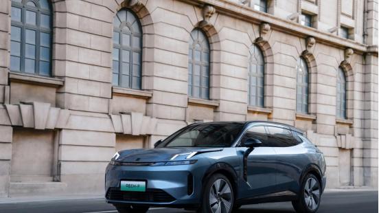 果粉的心动瞬间：当领克08 EM-P遇上苹果生态！