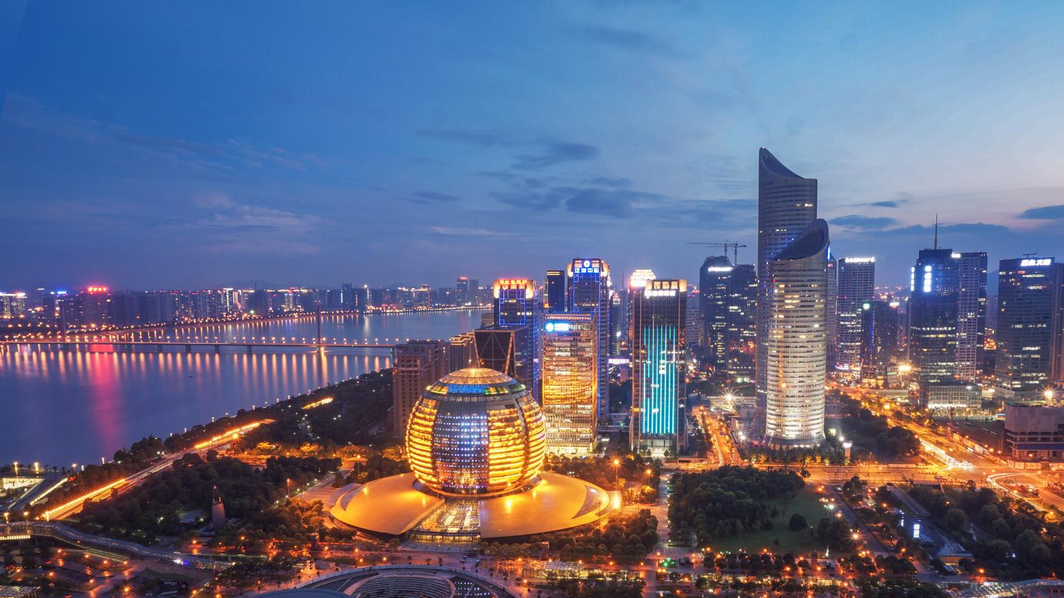 DeepSeek评中国最宜居城市，第一原来是靠这个！