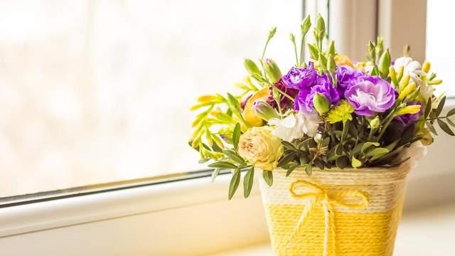 只要命还在、人还活着，无论经历什么，都不算太惨，只能算是擦伤