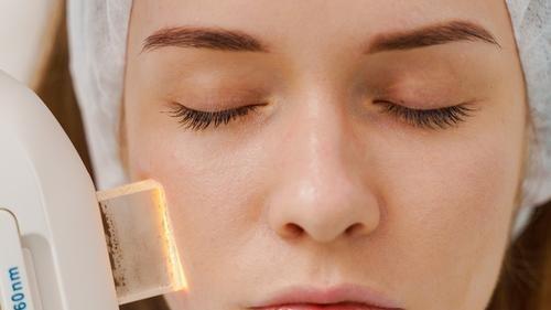 医美术后省钱攻略：伊美时代、可复美、敷尔佳，真的需要全买吗？