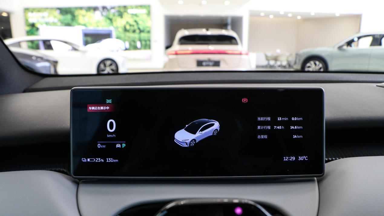 年轻人D一辆车？蔚来ET5：省钱、省心、省力，现在入手正当时