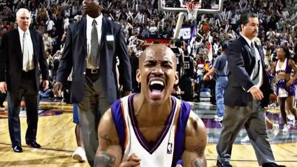 马布里虽在NBA没拿到什么成就，但他依旧是当年最强的巨星之一