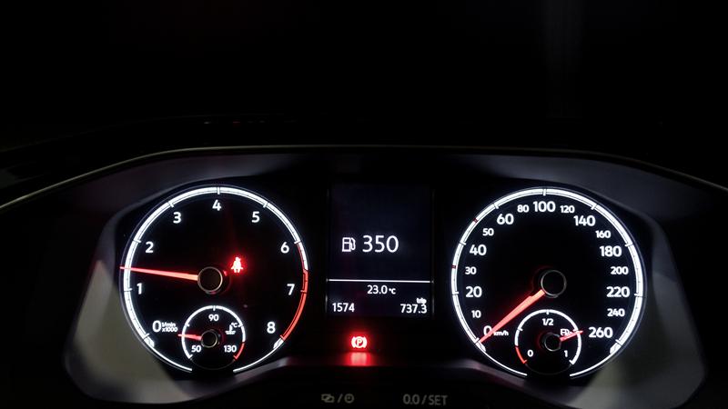 仪表盘红灯一闪，爱车“发烧”了怎么办？