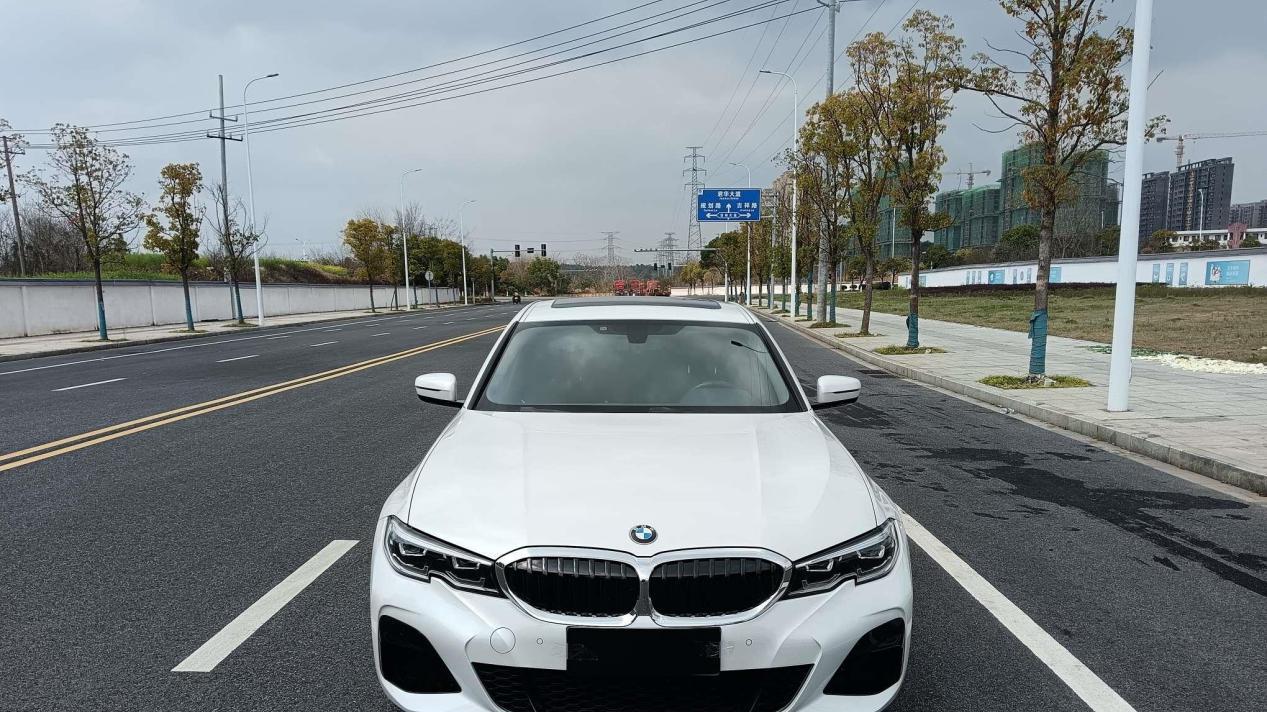 20万出头拿下准新宝马3系，体验M运动套装的魅力！