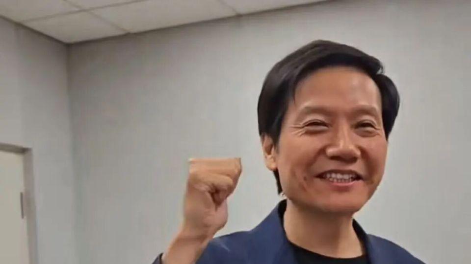 雷军终究是错付了！内部人：这次碰了高压线