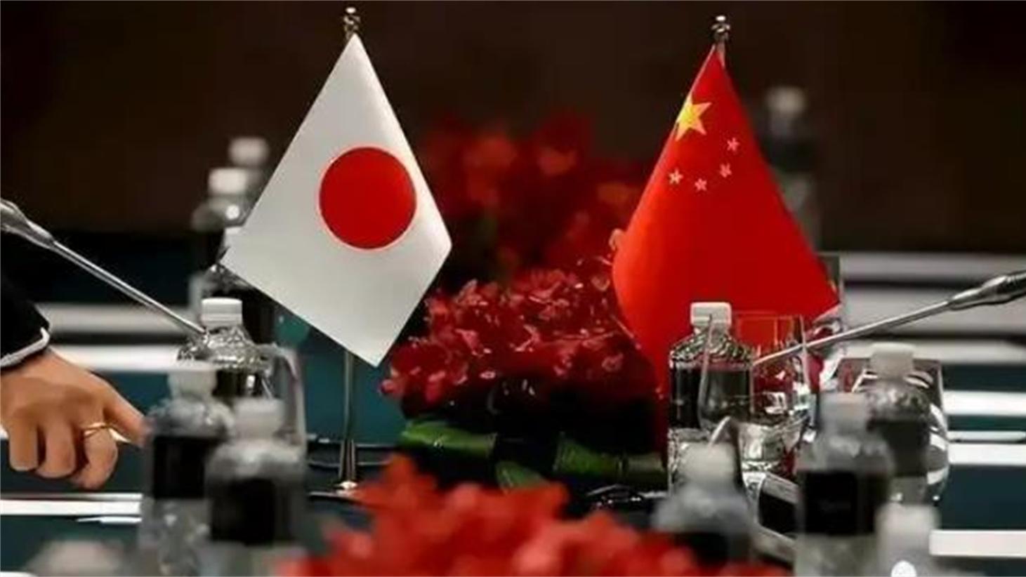 这就是得罪中国的代价，中日2200个航班被叫停，中国果然还留了一手