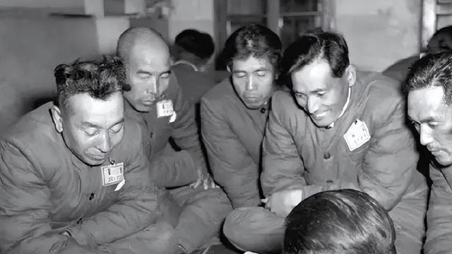 若武统台湾，21万台军将成战俘，如何处理？毛主席早有先见之明