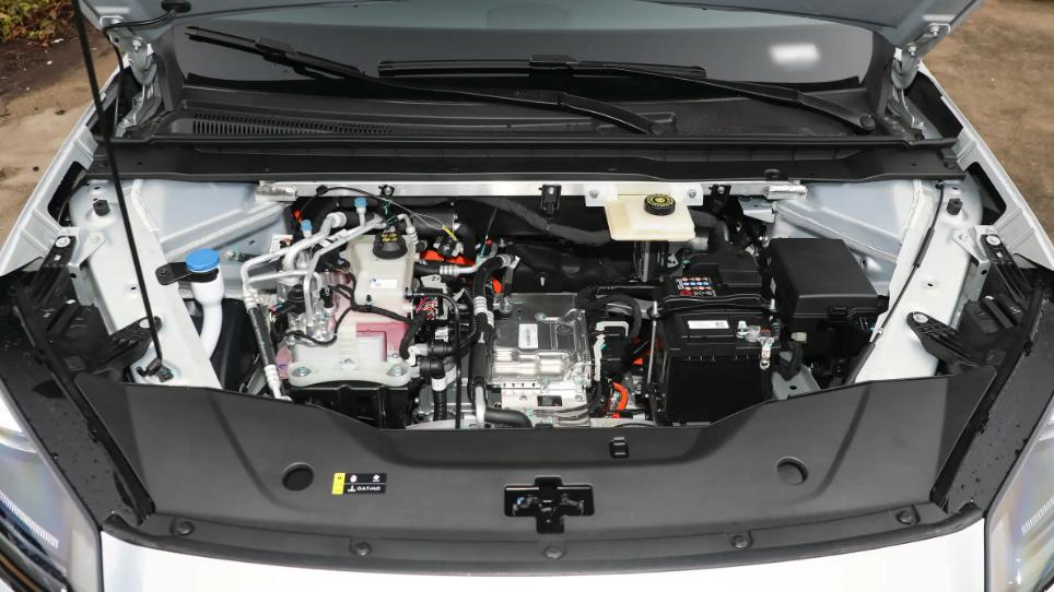 不到10万起售的实力派，2026款AION RT品质出众，入门就有丰富配置