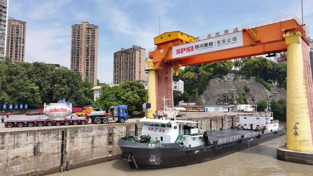 重器山河行｜山水为鉴 重器已过万重山