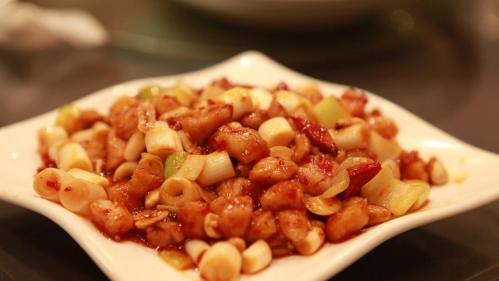 在小镇生活，有哪些低成本的搞钱方法