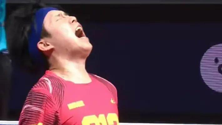 仰天长啸！连续战胜樊振东林诗栋，王楚钦终于找到国乒一哥的感觉