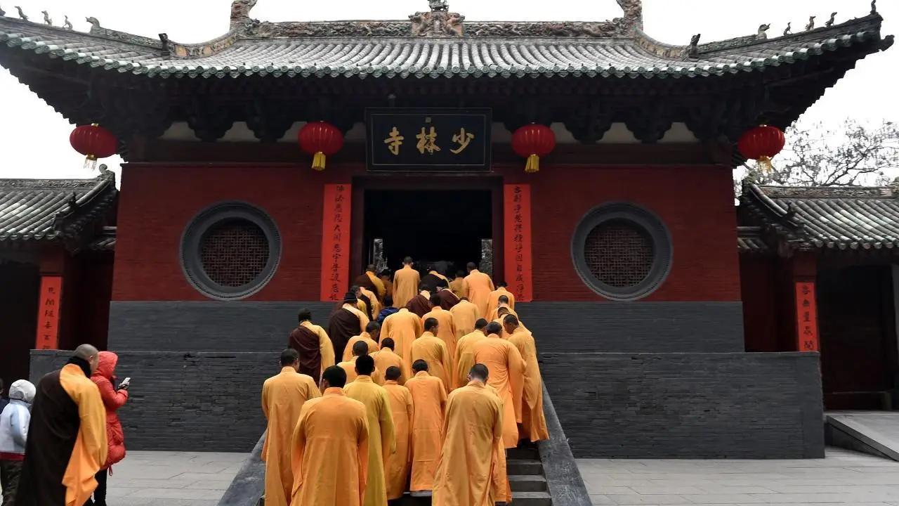 释永信被“双开”：寺庙、和尚归哪个部门管？
