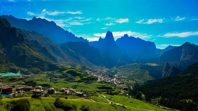 迭部县2025年秋冬文旅资源推介暨兰州地铁宣传启动仪式隆重举行