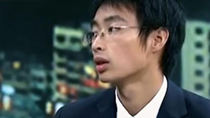 母亲狠心卖掉6个孩子，18年后儿子成千万富翁，母亲哭着求相认！