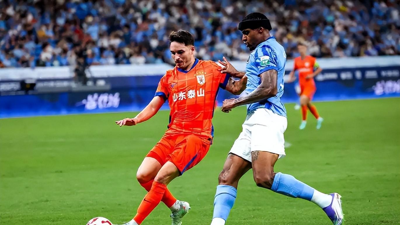 山东u20男足全运队4比0大胜福建，路俊伟、杜月徴、彭啸进球，伊木兰状态回升，半决赛对阵湖北胜算很大