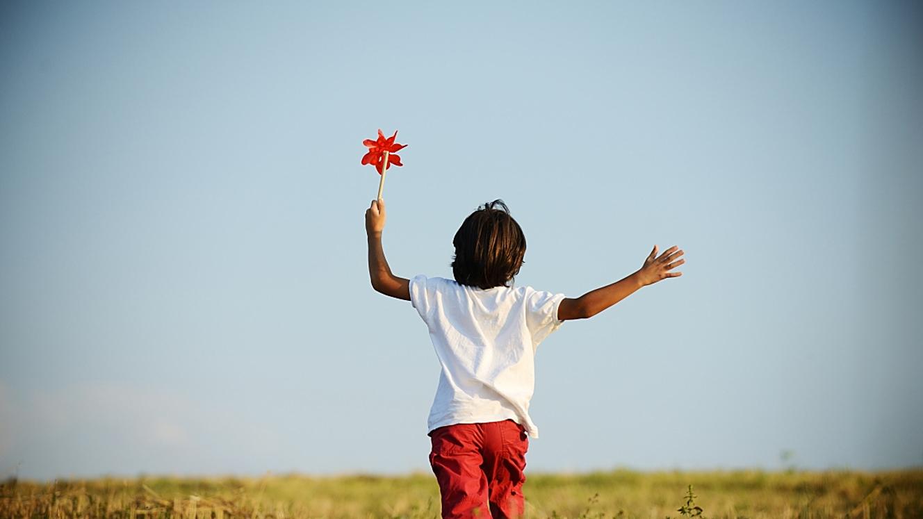 伤官旺的小孩，应该怎么培养，才能事业有成
