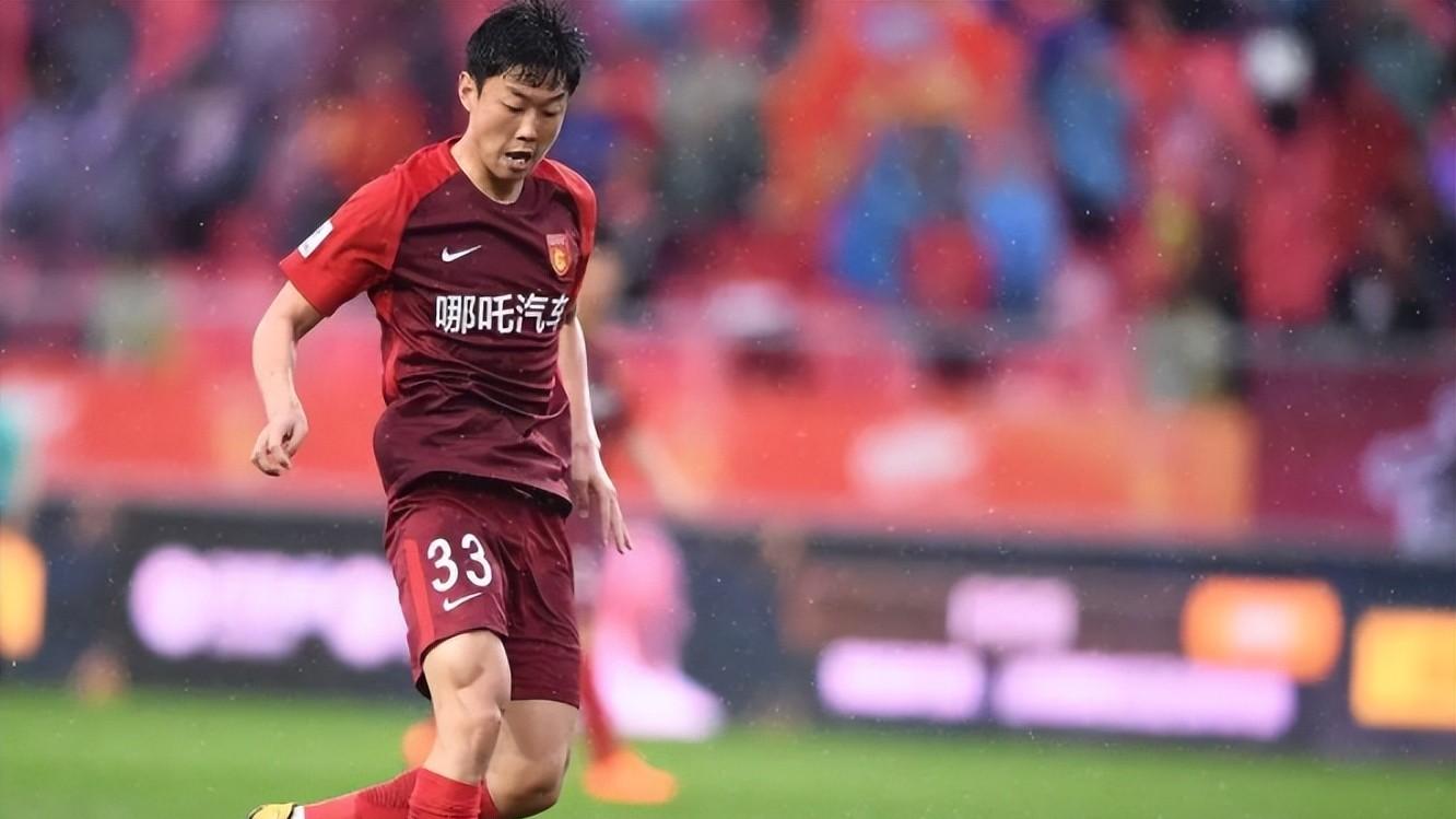 中国男足05后前锋沈鸿翔留洋日本联赛，首发带队大胜