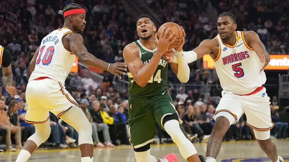 勇士赢球，库里被黑惨了！巴特勒带队击败雄鹿，高级货只打高端局