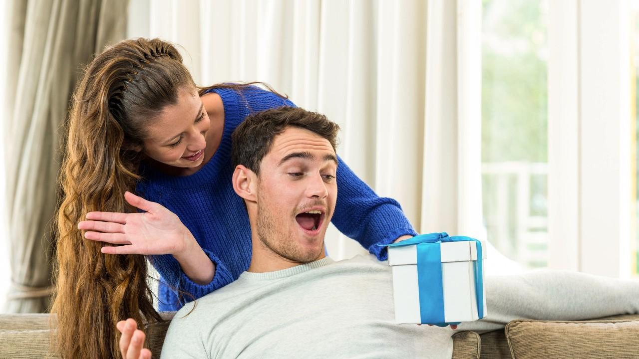 一顿奶茶钱看透一个人：用“小付出”看清男人的底色