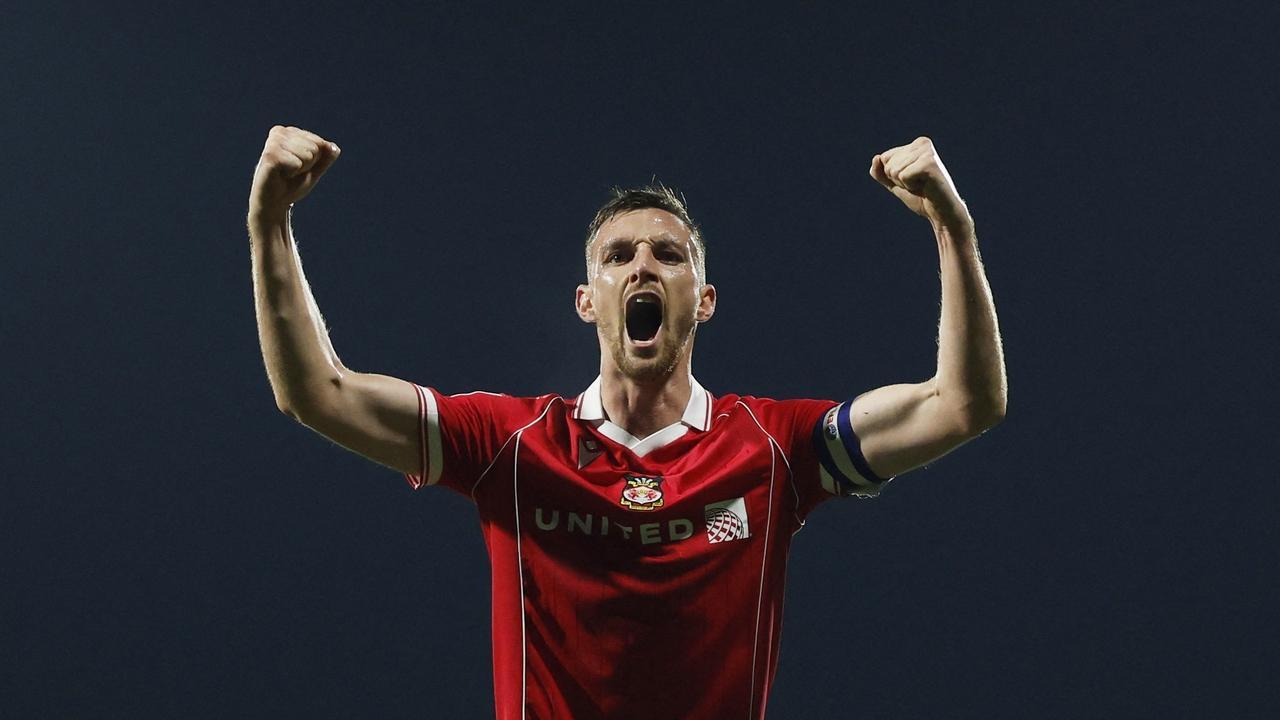 末终说球：11/02足球竞彩比赛预测42场（数据+分析）