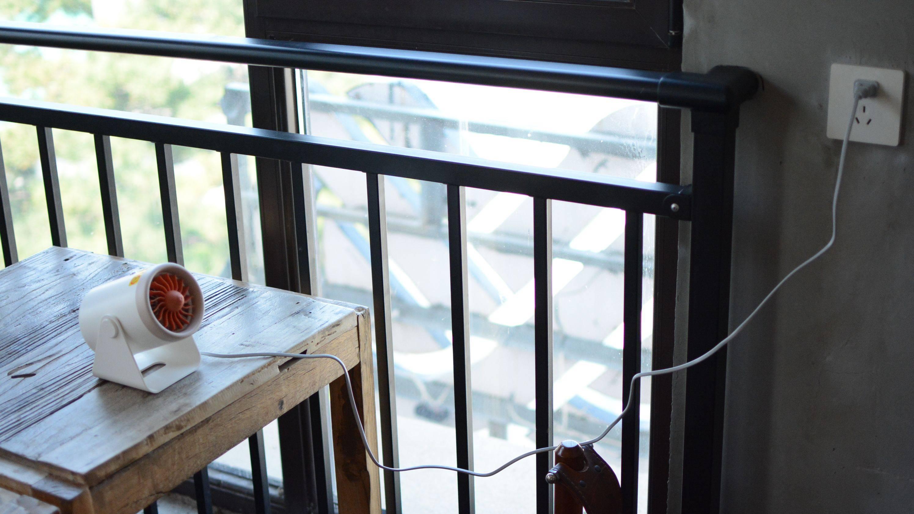 百元价位制热神器！西圣Warm mini桌面暖风机：真正安全高效制热