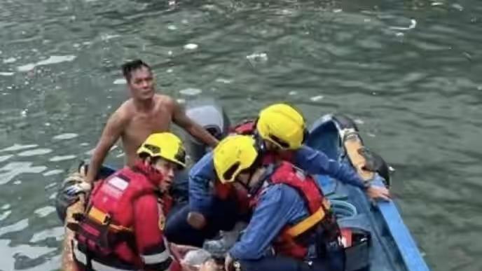 台风天闯海一家四口：侥幸脱险，冒险代价谁懂？