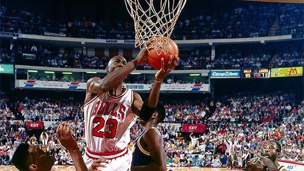 冰球馆里的篮球革命：BAA如何炼成市值千亿的NBA