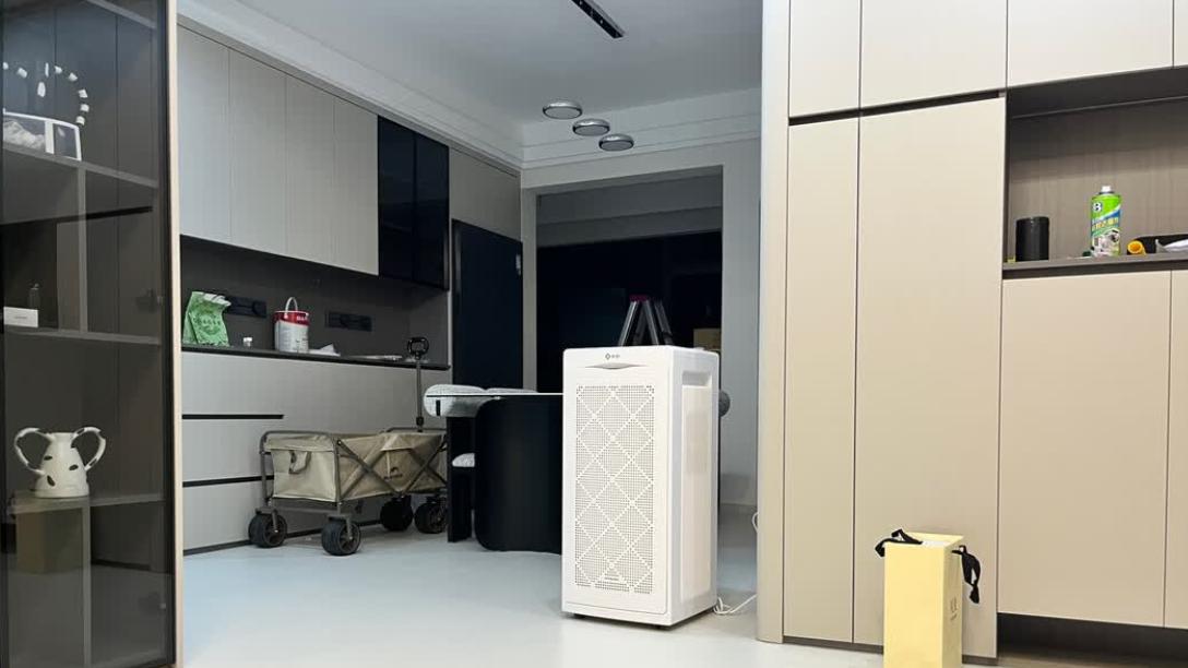 0.1lux 超敏光感！新颐 A8 用户：关灯秒切 26.4dB 静音，浅眠党睡整宿