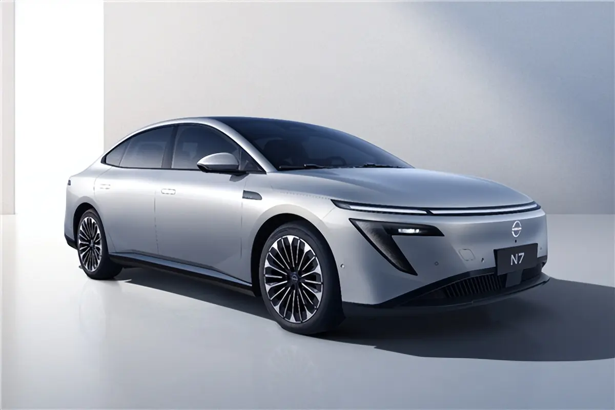 关于买车那点事，刚刚上市的日产N7已经变成了“照妖镜”！