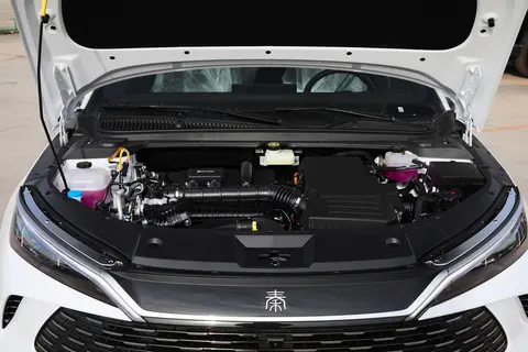 10万级插混家用车导购：日产N6 VS 秦L DM-i