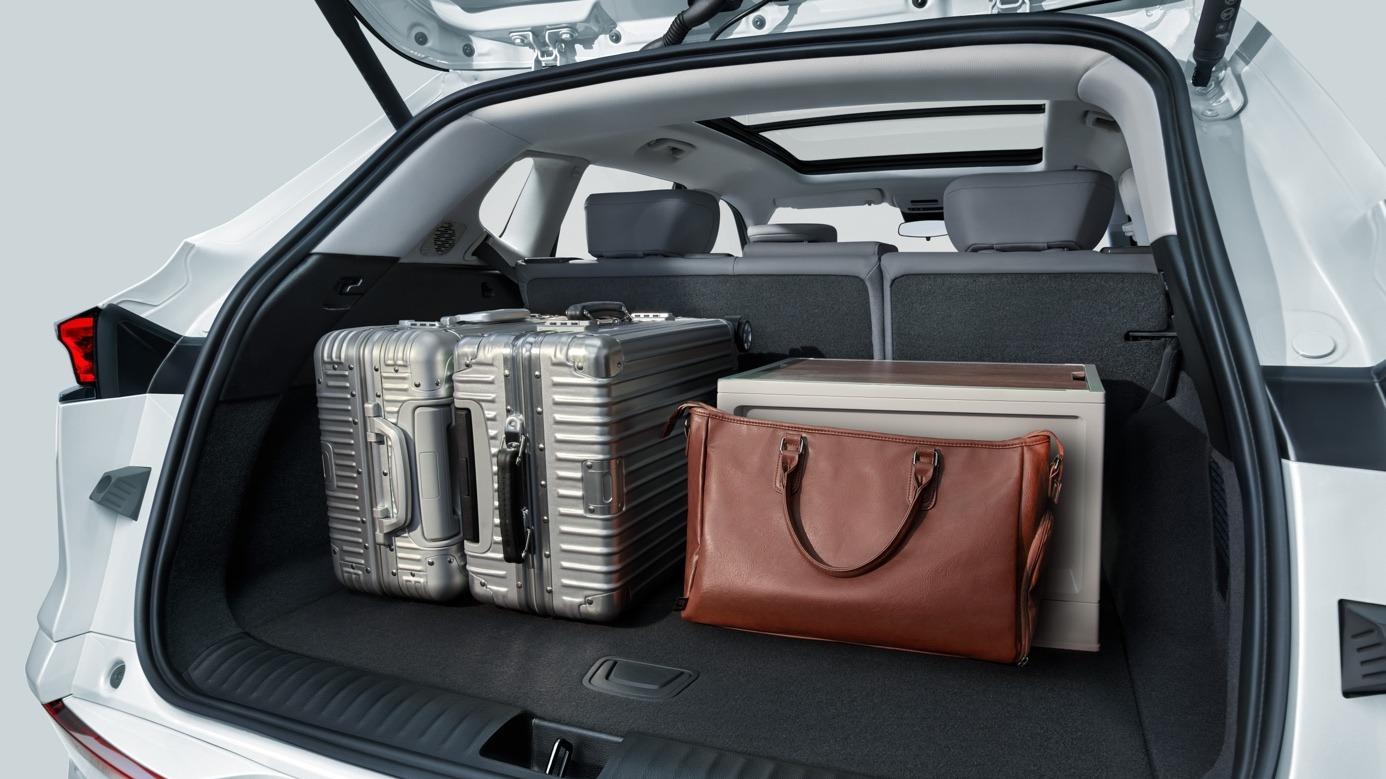 新别克纯电E5焕新上市，业内首个1: 1赔付的“零自燃”承诺