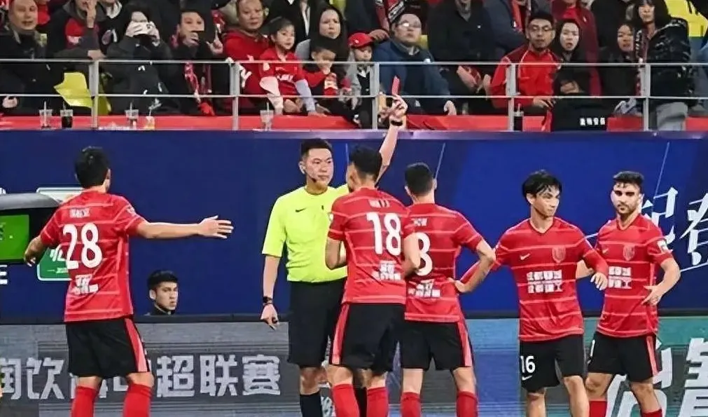 成都蓉城红牌大反转！国际足联不认可