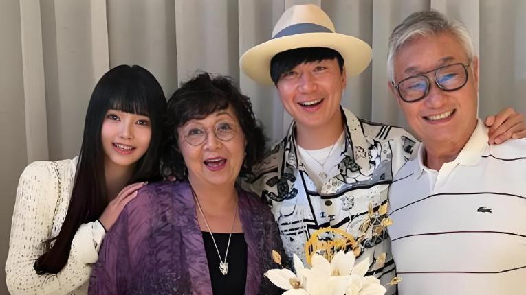 帕森斯才女+千金 林俊杰新女友有点东西