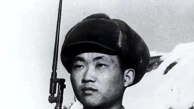 新兵单日歼敌280：上甘岭上那个摆满冲锋枪的掩体