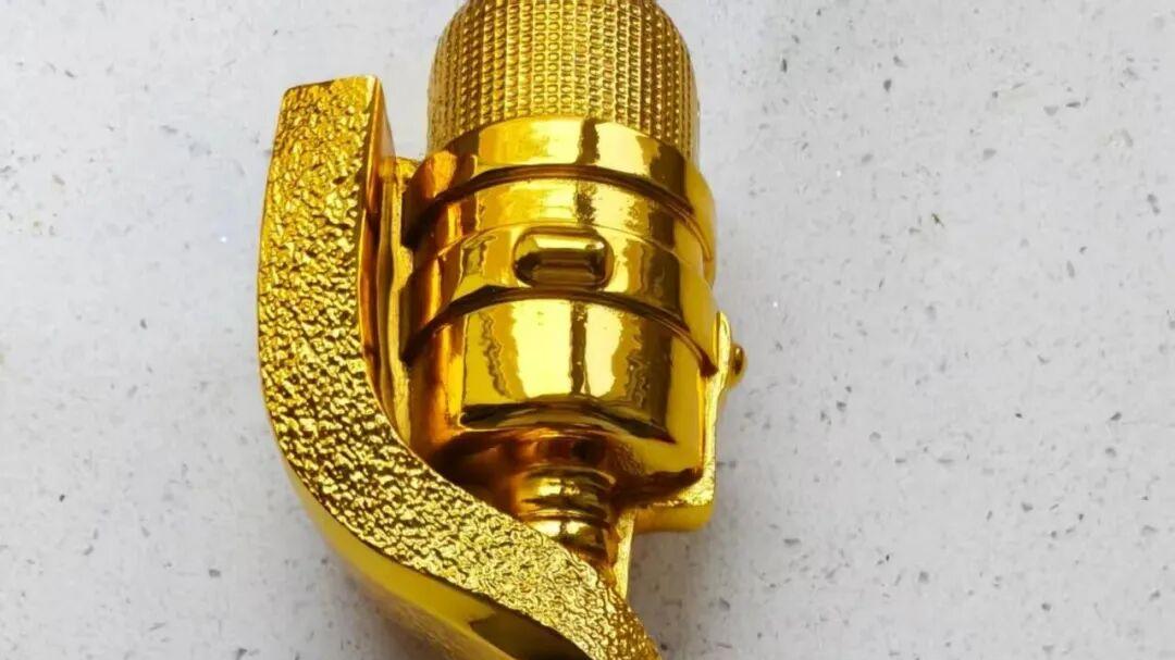 声韵传情 杏坛筑梦——杨铁梅朗诵艺术与教育人生风采