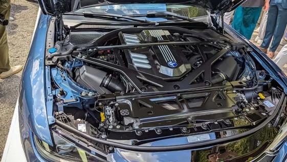 宝马M4基础打造，定制车型，3.3秒破百