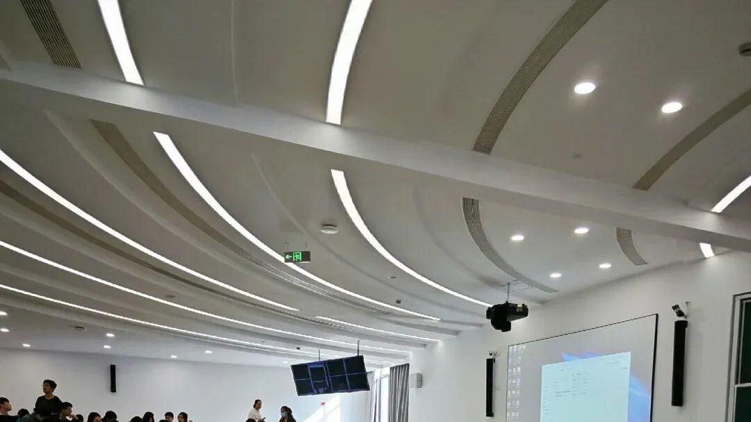 当上大学已无法改变命运，那读大学的意义究竟是什么？