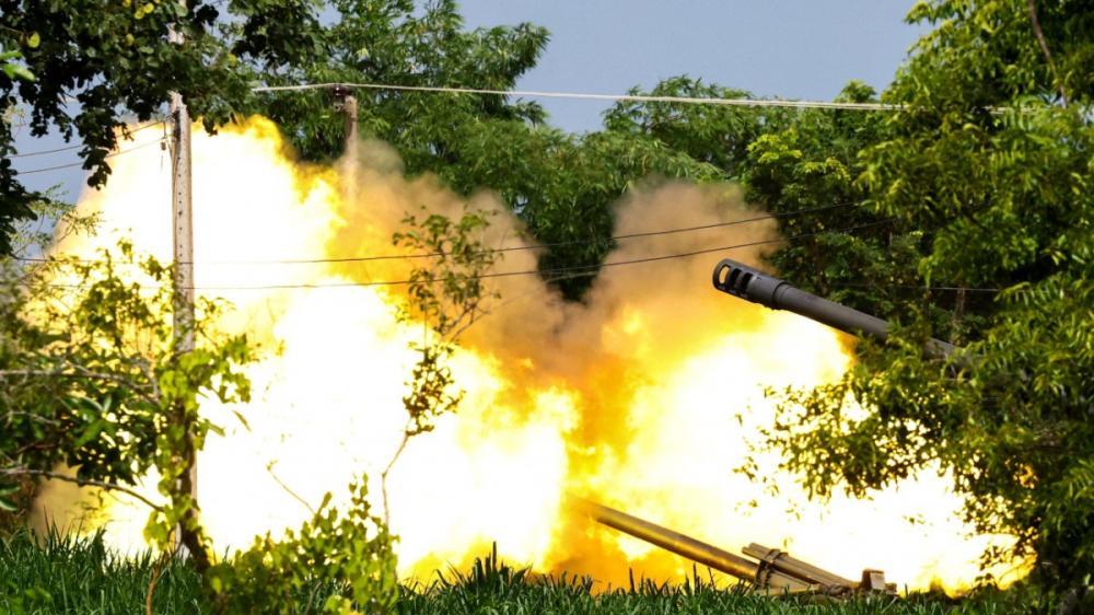 不打了！亚洲两国突然同意停战，激战两天死伤惨重14万人逃亡