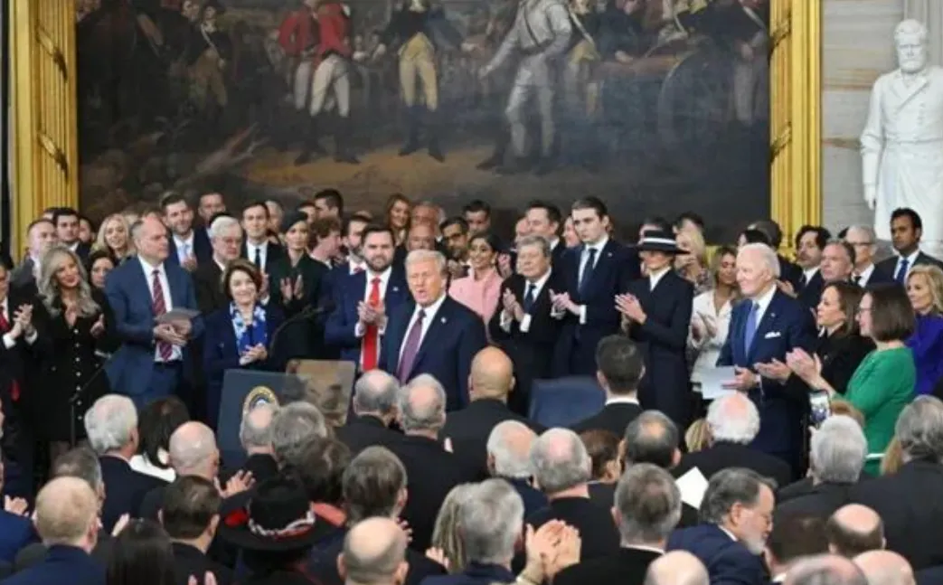 那个男人回来了！