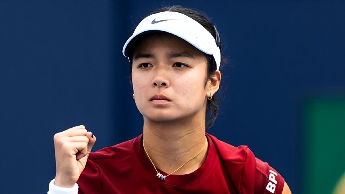 女网0-2！大满贯5冠王倒下，全场8次遭破发，超级黑马横空出世