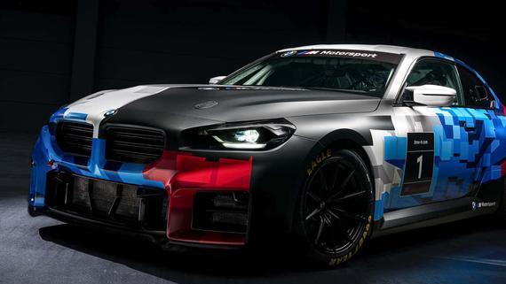 全新宝马M2 Racing震撼登场，2.0T引擎爆发313匹马力，赛道性能再升级
