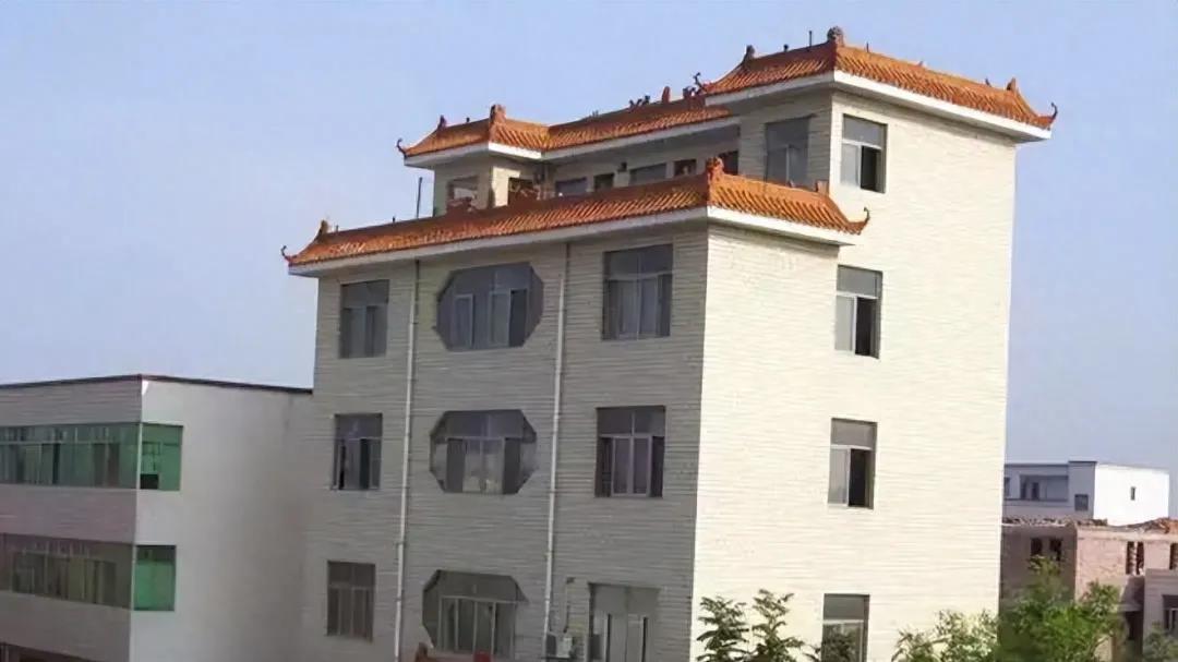 他拿到1300万拆迁款后，被关押541天、三位亲人相继离世，如今拿到38万赔偿，还在等一个“公道”！