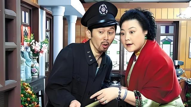 65岁八姑”黄伟香：戏里嫁给太子炳、养阿香，戏外家庭不为人知