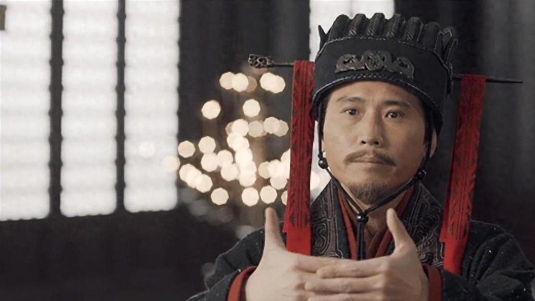 古代腰斩之痛：揭秘死囚如何用银两寻求“痛快”行刑